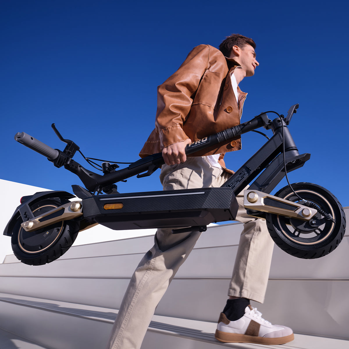 NAVEE Electric Scooter ST3