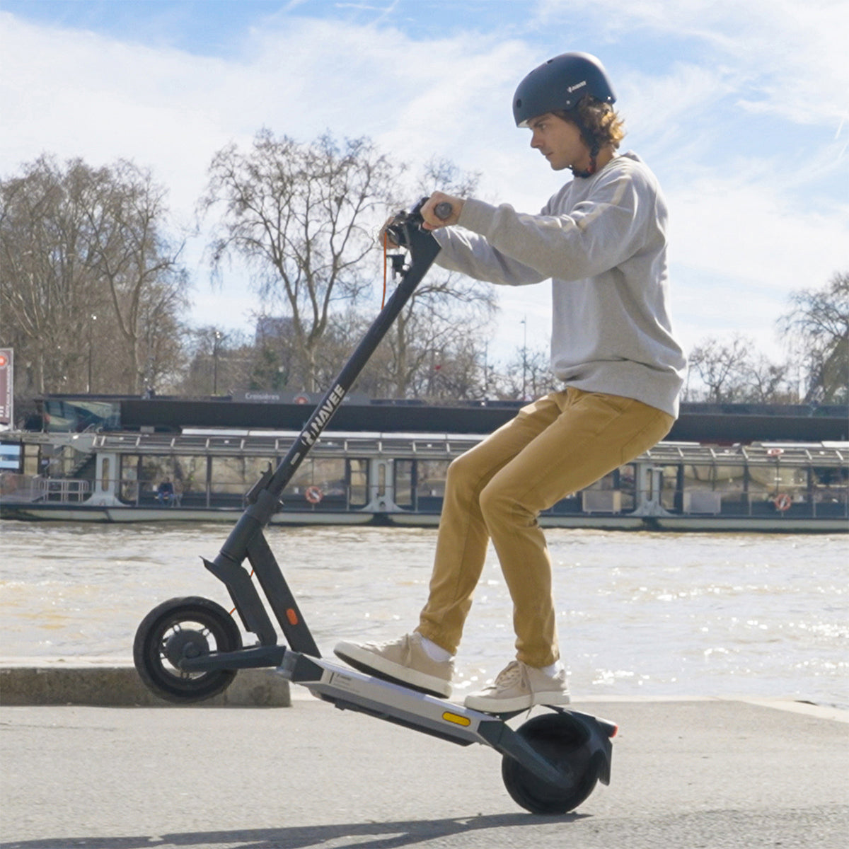 NAVEE S40 Performance Electric Scooter